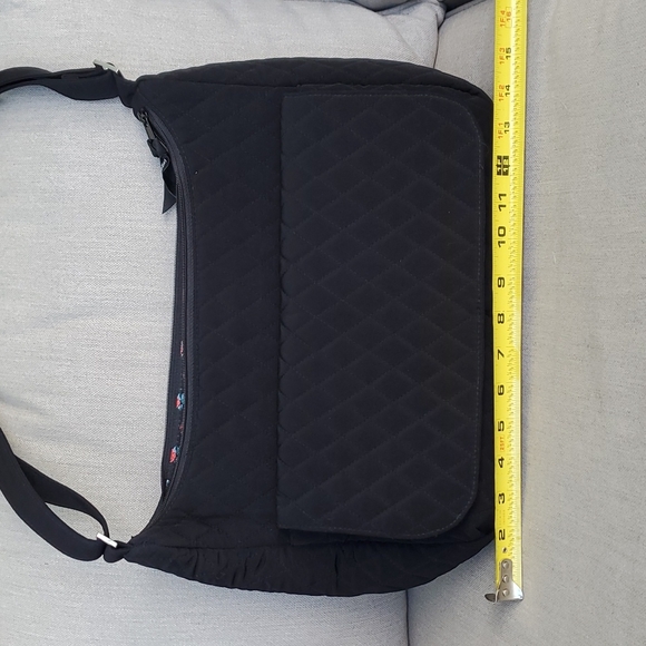 VERA BRADLEY ~ Zipper Closure Black Adjustable Shoulder Bag Multi-Pockets - Picture 14 of 15